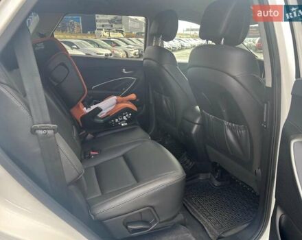 Белый Хендай Гранд Санта Фе, объемом двигателя 2.2 л и пробегом 124 тыс. км за 32580 $, фото 22 на Automoto.ua