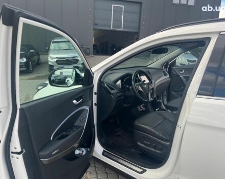 Белый Хендай Гранд Санта Фе, объемом двигателя 2.2 л и пробегом 124 тыс. км за 32580 $, фото 25 на Automoto.ua