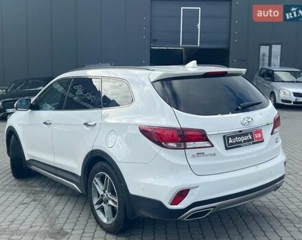 Белый Хендай Гранд Санта Фе, объемом двигателя 2.2 л и пробегом 124 тыс. км за 32580 $, фото 9 на Automoto.ua