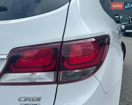 Белый Хендай Гранд Санта Фе, объемом двигателя 2.2 л и пробегом 124 тыс. км за 32580 $, фото 12 на Automoto.ua