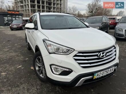 Хендай Гранд Санта Фе 2015 в Киеве на Automoto.ua Белый Хендай Гранд Санта Фе, объемом двигателя 2.2 л и пробегом 115 тыс. км за 18950 $, фото 1 на Automoto.ua