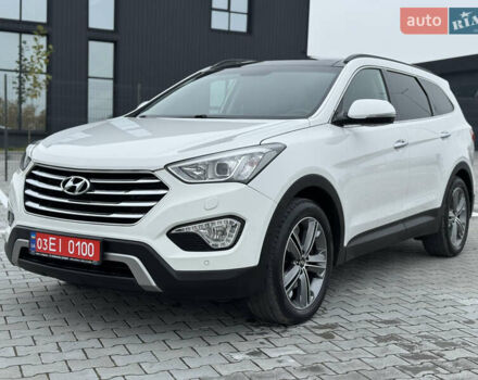 Белый Хендай Гранд Санта Фе, объемом двигателя 2.2 л и пробегом 149 тыс. км за 20777 $, фото 1 на Automoto.ua
