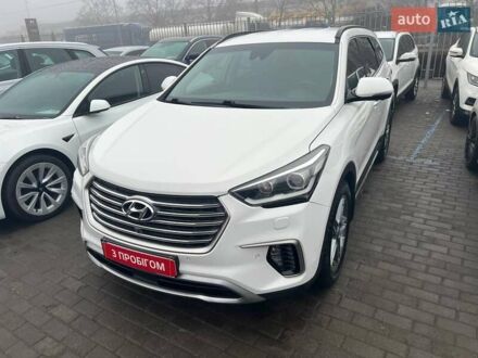 Хендай Гранд Санта Фє 2017 у Полтаві на Automoto.ua Білий Хендай Гранд Санта Фє, об'ємом двигуна 2.2 л та пробігом 201 тис. км за 22900 $, фото 1 на Automoto.ua