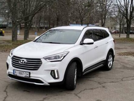 Хендай Гранд Санта Фе 2017 в Броварах на Automoto.ua Белый Хендай Гранд Санта Фе, объемом двигателя 2.2 л и пробегом 191 тыс. км за 23700 $, фото 1 на Automoto.ua