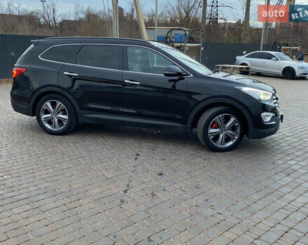 Черный Хендай Гранд Санта Фе, объемом двигателя 2.2 л и пробегом 166 тыс. км за 21150 $, фото 3 на Automoto.ua