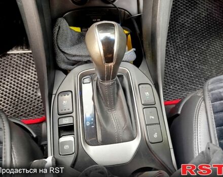 Чорний Хендай Гранд Санта Фє, об'ємом двигуна 2.2 л та пробігом 152 тис. км за 20000 $, фото 4 на Automoto.ua