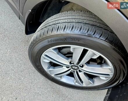 Чорний Хендай Гранд Санта Фє, об'ємом двигуна 3.3 л та пробігом 248 тис. км за 16900 $, фото 24 на Automoto.ua