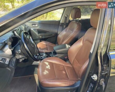 Черный Хендай Гранд Санта Фе, объемом двигателя 2.2 л и пробегом 169 тыс. км за 20500 $, фото 4 на Automoto.ua