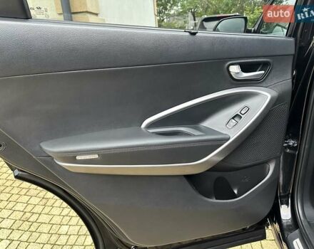 Черный Хендай Гранд Санта Фе, объемом двигателя 2.2 л и пробегом 215 тыс. км за 18999 $, фото 186 на Automoto.ua