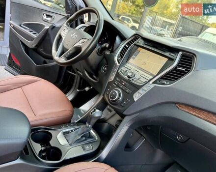 Чорний Хендай Гранд Санта Фє, об'ємом двигуна 3.3 л та пробігом 248 тис. км за 16900 $, фото 48 на Automoto.ua