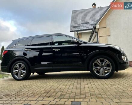 Черный Хендай Гранд Санта Фе, объемом двигателя 2.2 л и пробегом 215 тыс. км за 18999 $, фото 19 на Automoto.ua