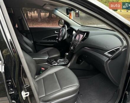 Черный Хендай Гранд Санта Фе, объемом двигателя 2 л и пробегом 158 тыс. км за 18400 $, фото 15 на Automoto.ua