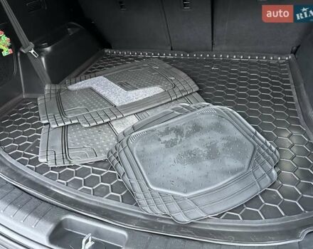 Черный Хендай Гранд Санта Фе, объемом двигателя 2.2 л и пробегом 215 тыс. км за 18999 $, фото 200 на Automoto.ua