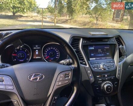 Черный Хендай Гранд Санта Фе, объемом двигателя 2.2 л и пробегом 169 тыс. км за 20500 $, фото 2 на Automoto.ua