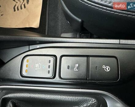 Черный Хендай Гранд Санта Фе, объемом двигателя 2.2 л и пробегом 215 тыс. км за 18999 $, фото 167 на Automoto.ua