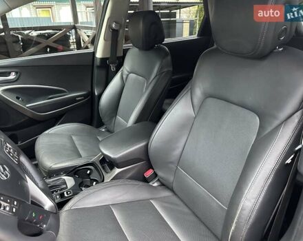 Черный Хендай Гранд Санта Фе, объемом двигателя 2.2 л и пробегом 215 тыс. км за 18999 $, фото 135 на Automoto.ua