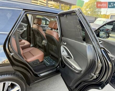 Чорний Хендай Гранд Санта Фє, об'ємом двигуна 3.3 л та пробігом 248 тис. км за 16900 $, фото 43 на Automoto.ua