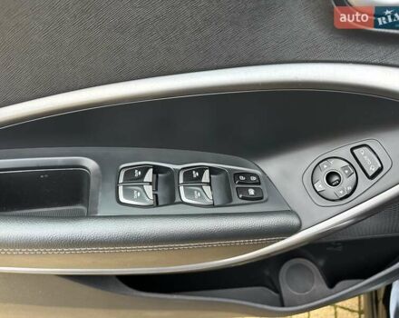 Черный Хендай Гранд Санта Фе, объемом двигателя 2.2 л и пробегом 215 тыс. км за 18999 $, фото 127 на Automoto.ua