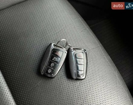 Черный Хендай Гранд Санта Фе, объемом двигателя 2 л и пробегом 158 тыс. км за 18400 $, фото 17 на Automoto.ua