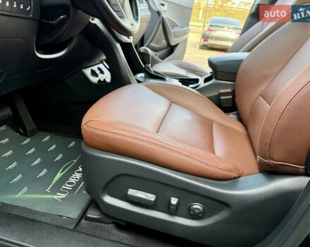 Чорний Хендай Гранд Санта Фє, об'ємом двигуна 3.3 л та пробігом 248 тис. км за 16900 $, фото 28 на Automoto.ua