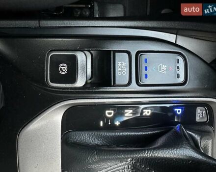 Черный Хендай Гранд Санта Фе, объемом двигателя 2.2 л и пробегом 215 тыс. км за 18999 $, фото 168 на Automoto.ua