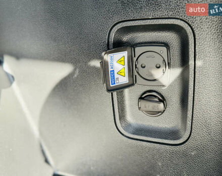 Черный Хендай Гранд Санта Фе, объемом двигателя 2.2 л и пробегом 95 тыс. км за 19800 $, фото 19 на Automoto.ua