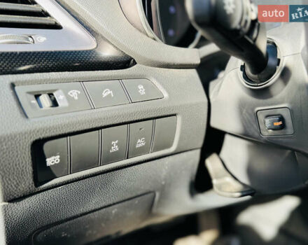 Черный Хендай Гранд Санта Фе, объемом двигателя 2.2 л и пробегом 95 тыс. км за 19800 $, фото 15 на Automoto.ua