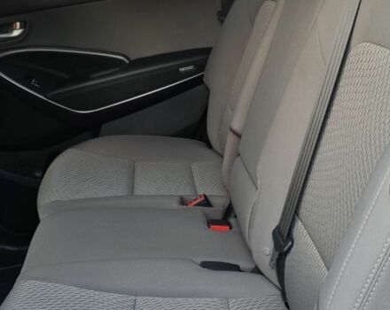 Чорний Хендай Гранд Санта Фє, об'ємом двигуна 0 л та пробігом 85 тис. км за 17100 $, фото 13 на Automoto.ua