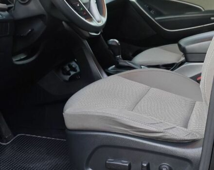 Чорний Хендай Гранд Санта Фє, об'ємом двигуна 0 л та пробігом 85 тис. км за 17100 $, фото 19 на Automoto.ua