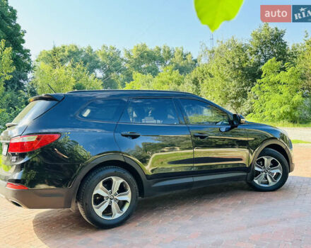 Черный Хендай Гранд Санта Фе, объемом двигателя 2.2 л и пробегом 95 тыс. км за 19800 $, фото 2 на Automoto.ua