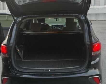 Чорний Хендай Гранд Санта Фє, об'ємом двигуна 0 л та пробігом 85 тис. км за 17100 $, фото 5 на Automoto.ua