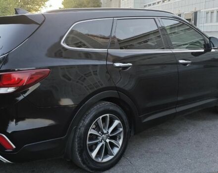 Чорний Хендай Гранд Санта Фє, об'ємом двигуна 0 л та пробігом 85 тис. км за 17100 $, фото 15 на Automoto.ua