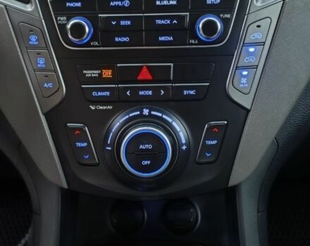 Чорний Хендай Гранд Санта Фє, об'ємом двигуна 0 л та пробігом 85 тис. км за 17100 $, фото 11 на Automoto.ua