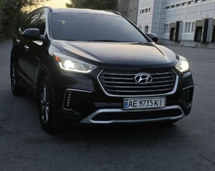 Чорний Хендай Гранд Санта Фє, об'ємом двигуна 0 л та пробігом 85 тис. км за 17100 $, фото 1 на Automoto.ua