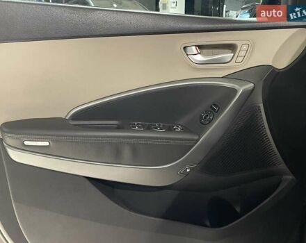 Коричневый Хендай Гранд Санта Фе, объемом двигателя 2.2 л и пробегом 213 тыс. км за 19900 $, фото 17 на Automoto.ua