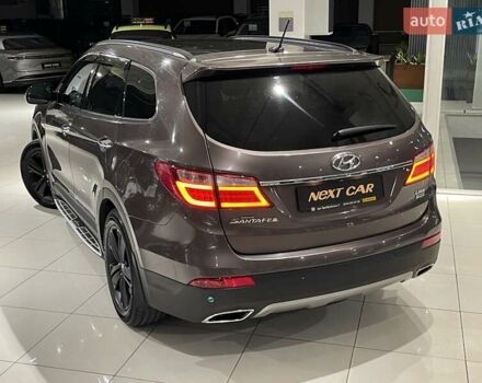 Коричневый Хендай Гранд Санта Фе, объемом двигателя 2.2 л и пробегом 213 тыс. км за 19900 $, фото 5 на Automoto.ua