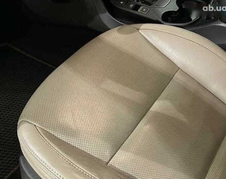 Хендай Гранд Санта Фе, объемом двигателя 2.2 л и пробегом 213 тыс. км за 19900 $, фото 20 на Automoto.ua