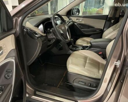 Хендай Гранд Санта Фе, объемом двигателя 2.2 л и пробегом 213 тыс. км за 19900 $, фото 16 на Automoto.ua