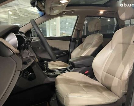 Хендай Гранд Санта Фе, объемом двигателя 2.2 л и пробегом 213 тыс. км за 19900 $, фото 19 на Automoto.ua