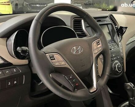 Хендай Гранд Санта Фе, объемом двигателя 2.2 л и пробегом 213 тыс. км за 19900 $, фото 21 на Automoto.ua