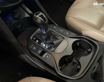 Хендай Гранд Санта Фе, объемом двигателя 2.2 л и пробегом 213 тыс. км за 19900 $, фото 28 на Automoto.ua