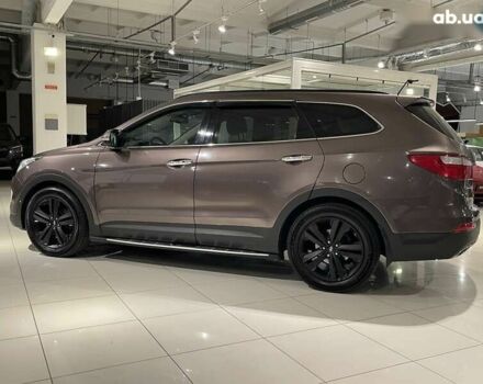 Хендай Гранд Санта Фе, объемом двигателя 2.2 л и пробегом 213 тыс. км за 19900 $, фото 7 на Automoto.ua