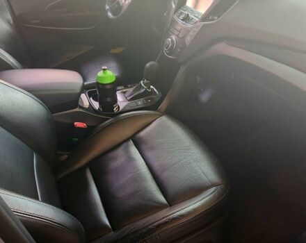 Сірий Хендай Гранд Санта Фє, об'ємом двигуна 2.2 л та пробігом 184 тис. км за 23000 $, фото 5 на Automoto.ua