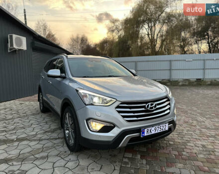Серый Хендай Гранд Санта Фе, объемом двигателя 2.2 л и пробегом 162 тыс. км за 20700 $, фото 10 на Automoto.ua