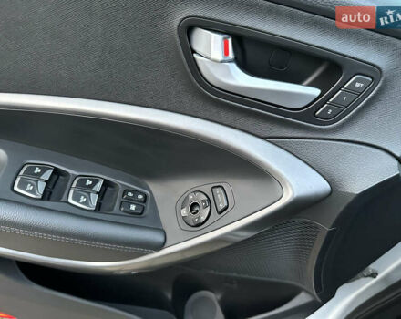 Серый Хендай Гранд Санта Фе, объемом двигателя 2.2 л и пробегом 162 тыс. км за 20700 $, фото 33 на Automoto.ua