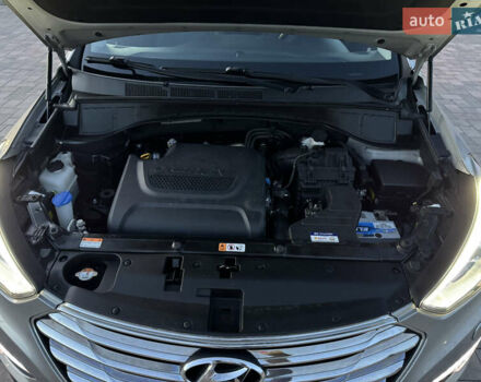 Серый Хендай Гранд Санта Фе, объемом двигателя 2.2 л и пробегом 132 тыс. км за 20999 $, фото 14 на Automoto.ua