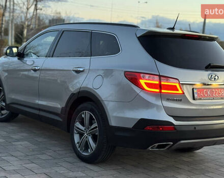 Серый Хендай Гранд Санта Фе, объемом двигателя 2.2 л и пробегом 132 тыс. км за 20999 $, фото 10 на Automoto.ua