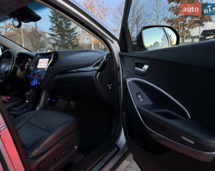 Серый Хендай Гранд Санта Фе, объемом двигателя 2.2 л и пробегом 132 тыс. км за 20999 $, фото 32 на Automoto.ua