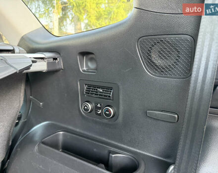 Сірий Хендай Гранд Санта Фє, об'ємом двигуна 2.2 л та пробігом 173 тис. км за 20900 $, фото 37 на Automoto.ua