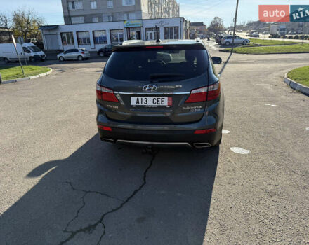 Сірий Хендай Гранд Санта Фє, об'ємом двигуна 2.2 л та пробігом 173 тис. км за 20900 $, фото 10 на Automoto.ua